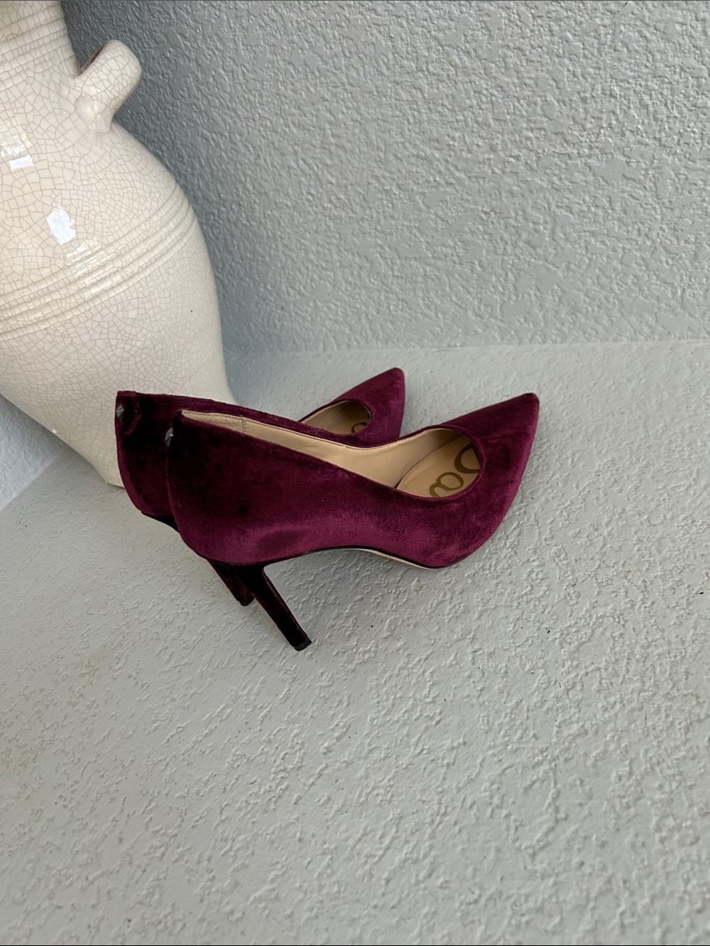 Sam Edelman Burgundy Velvet Pointed Toe Stiletto Pumps - Picture 6 of 7